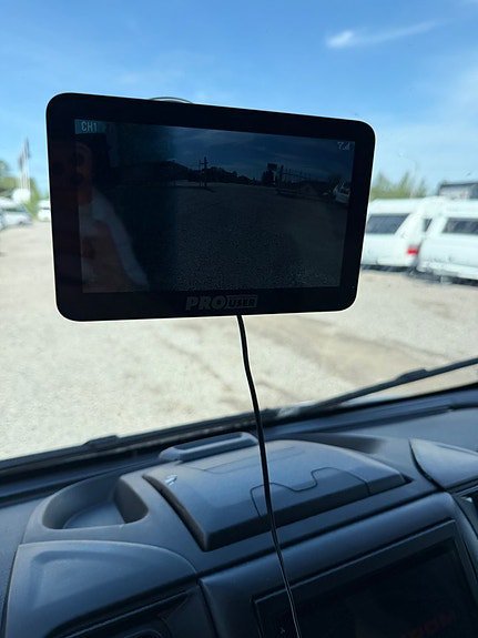 Vehicle Image 24