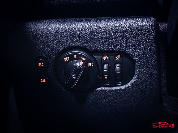 Vehicle Image 27