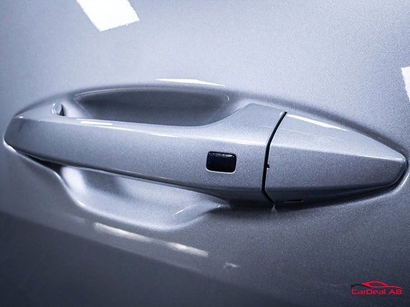 Vehicle Image 32