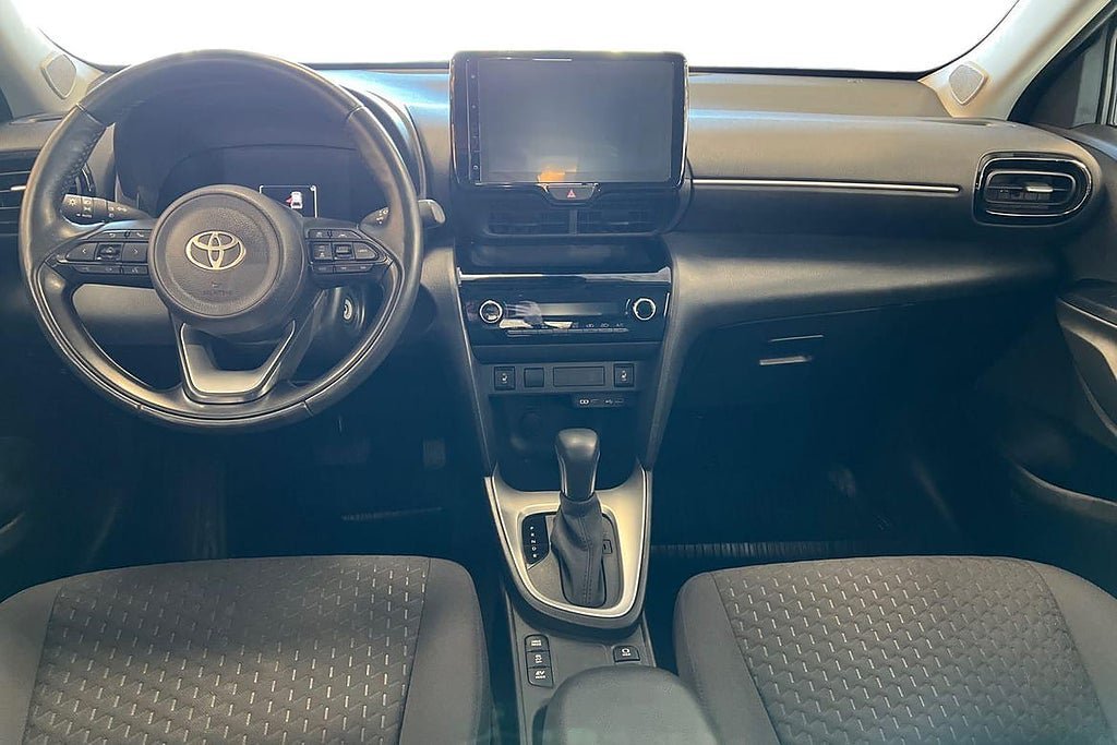 Vehicle Image 11