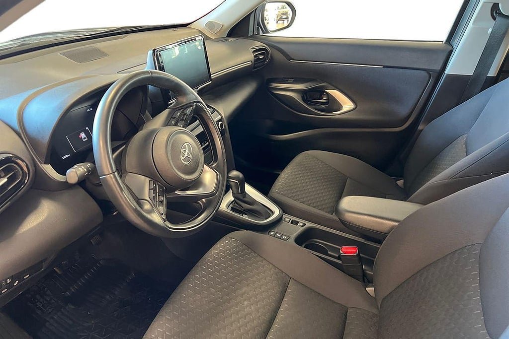 Vehicle Image 15
