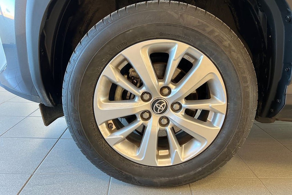 Vehicle Image 18