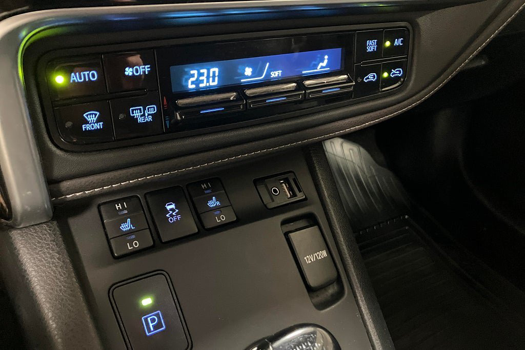 Vehicle Image 26