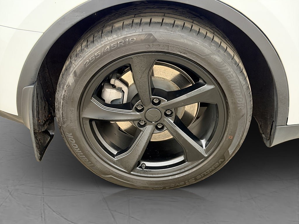 Vehicle Image 30