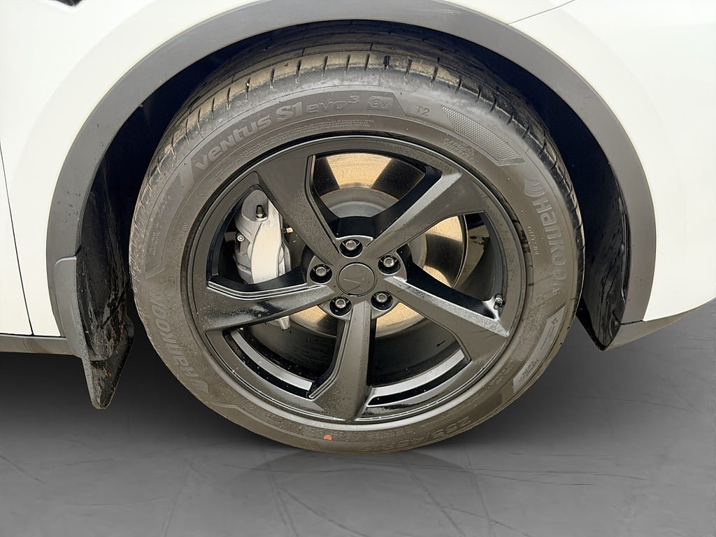 Vehicle Image 31