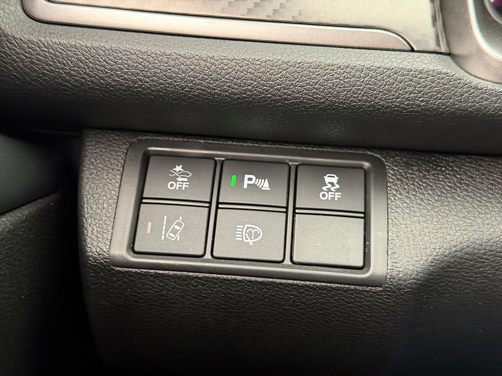 Vehicle Image 23