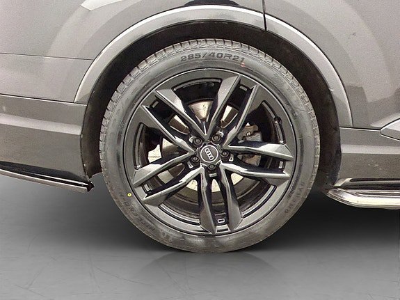 Vehicle Image 36