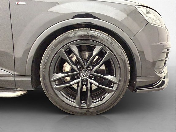 Vehicle Image 37