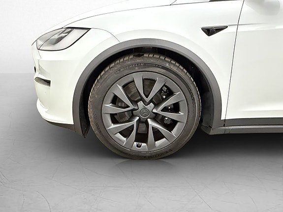 Vehicle Image 38