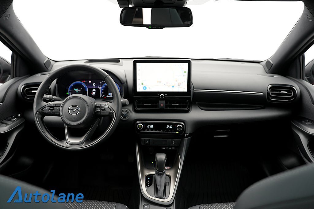 Vehicle Image 12