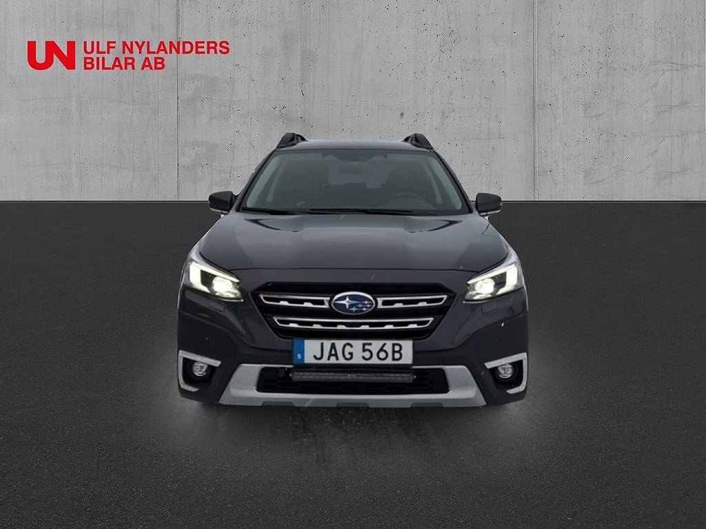 Vehicle Image 6