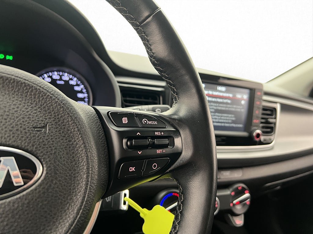 Vehicle Image 27
