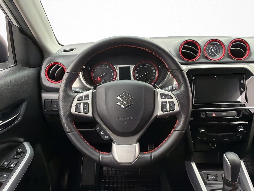 Vehicle Image 13