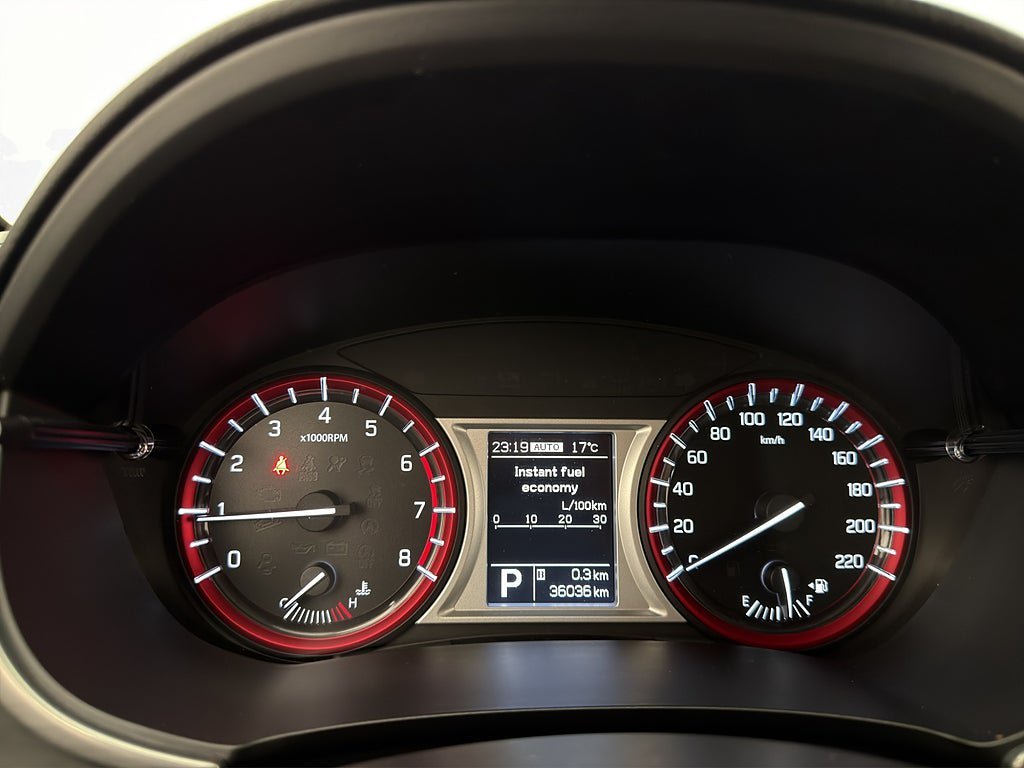 Vehicle Image 16