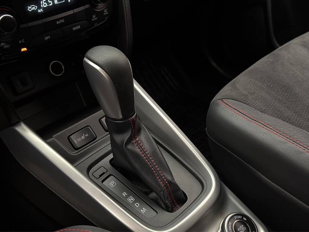Vehicle Image 22