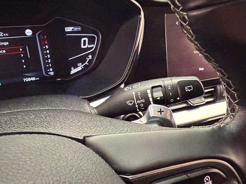 Vehicle Image 33