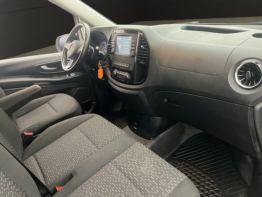 Vehicle Image 27