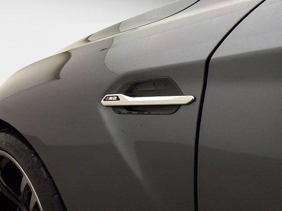 Vehicle Image 36