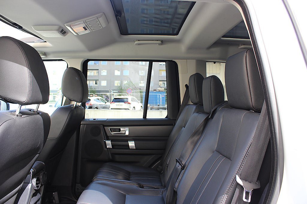 Vehicle Image 18