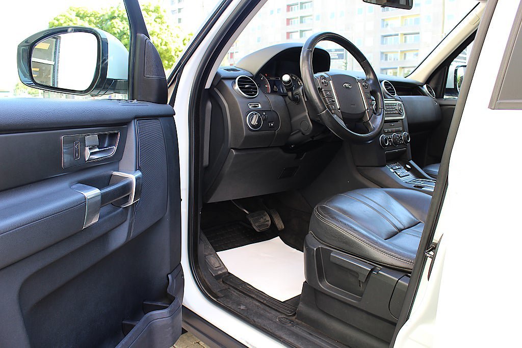 Vehicle Image 19