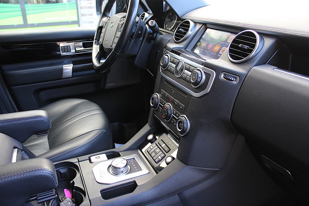 Vehicle Image 32