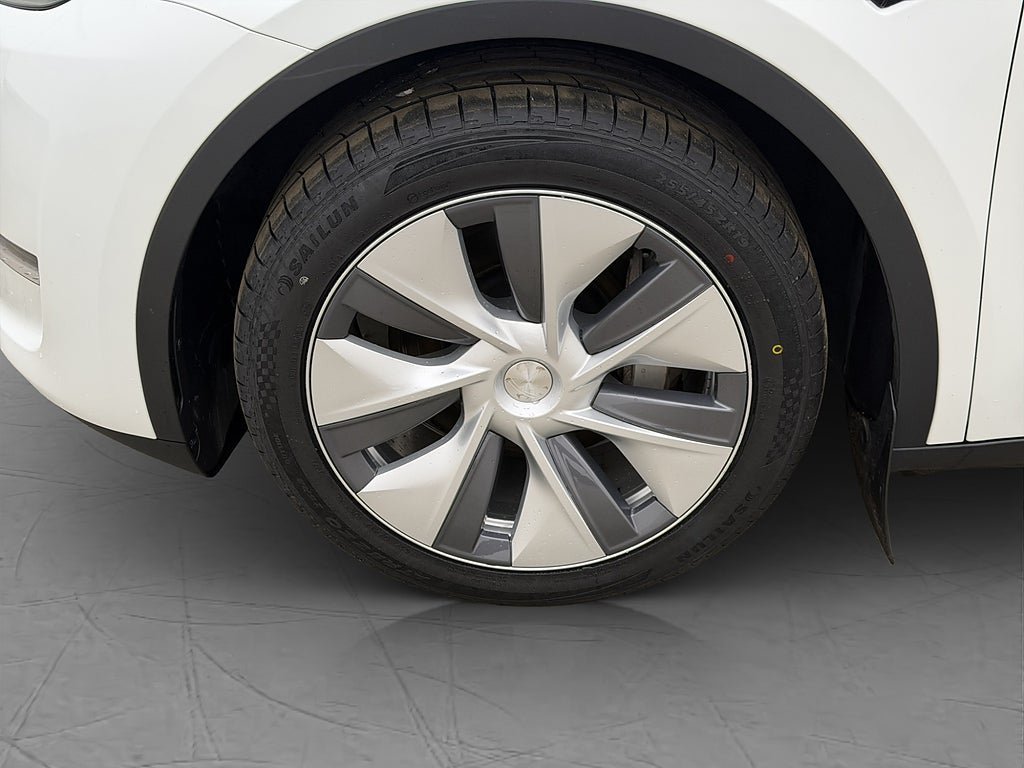 Vehicle Image 30