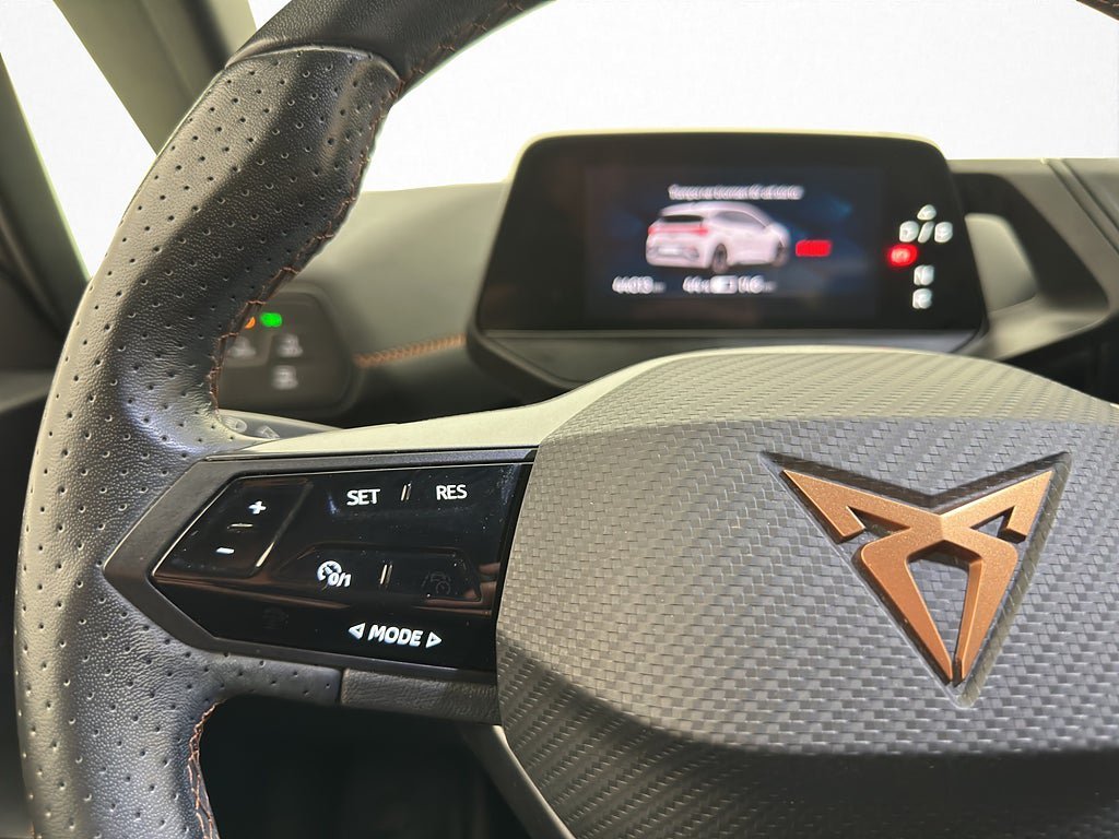 Vehicle Image 23