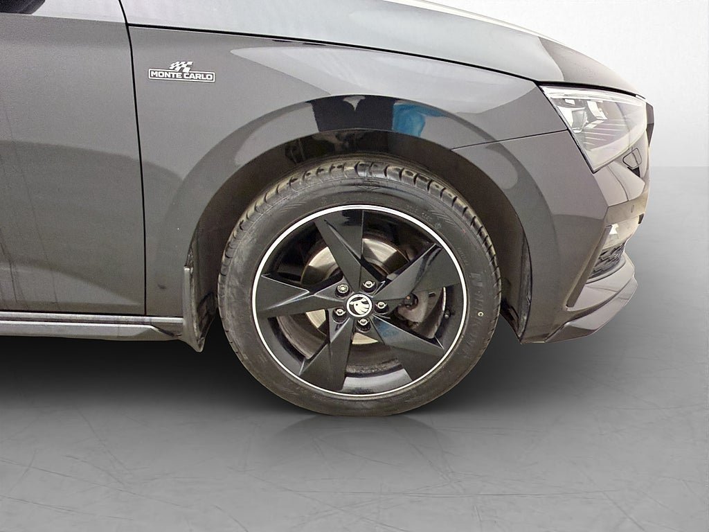 Vehicle Image 37