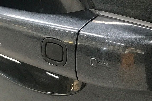 Vehicle Image 28