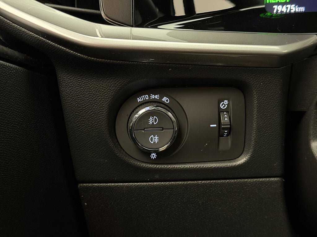 Vehicle Image 27