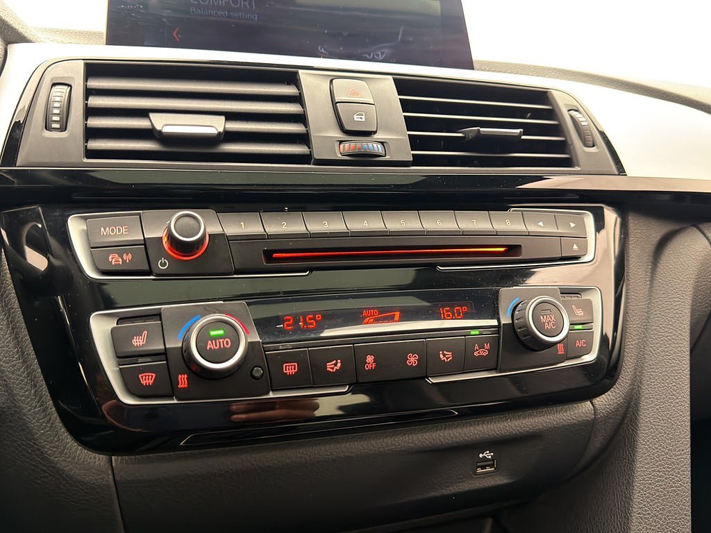 Vehicle Image 27