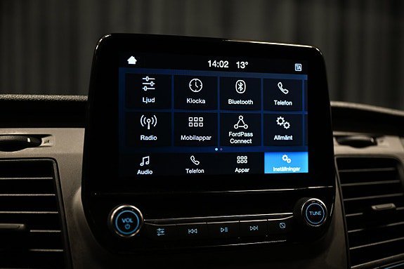 Vehicle Image 19