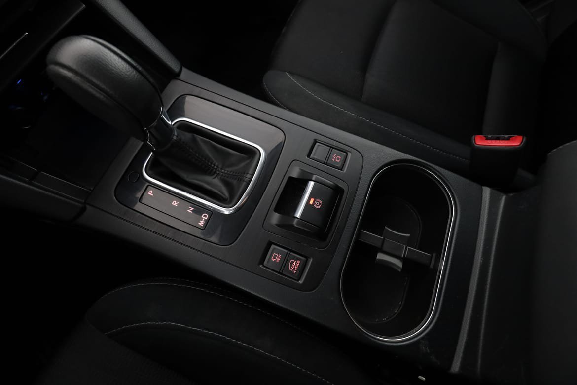 Vehicle Image 25