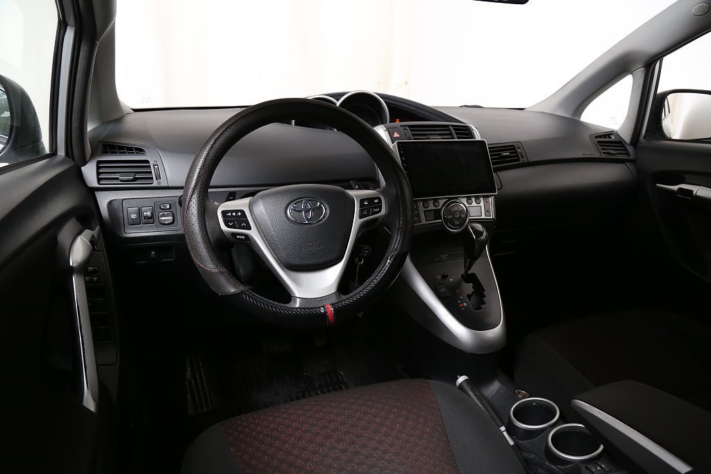 Vehicle Image 13