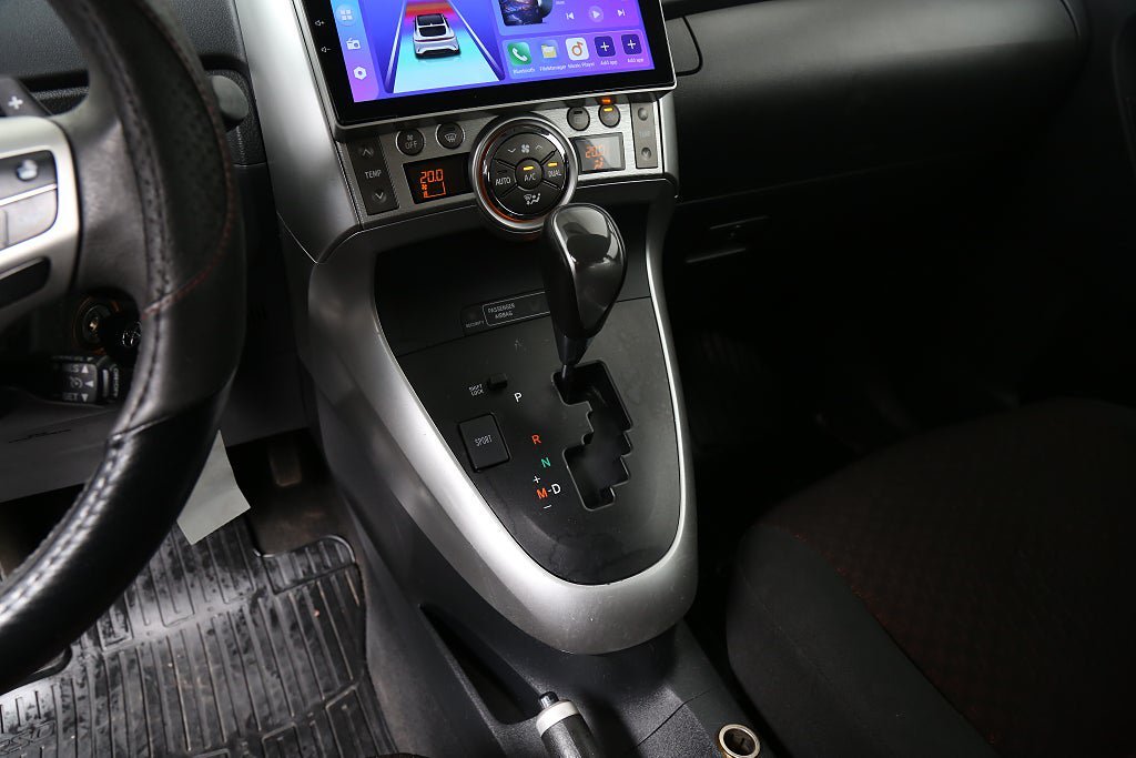 Vehicle Image 18