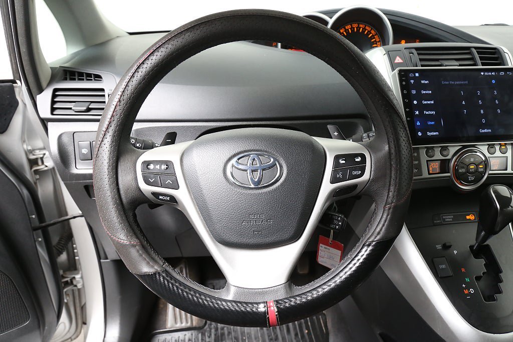 Vehicle Image 15