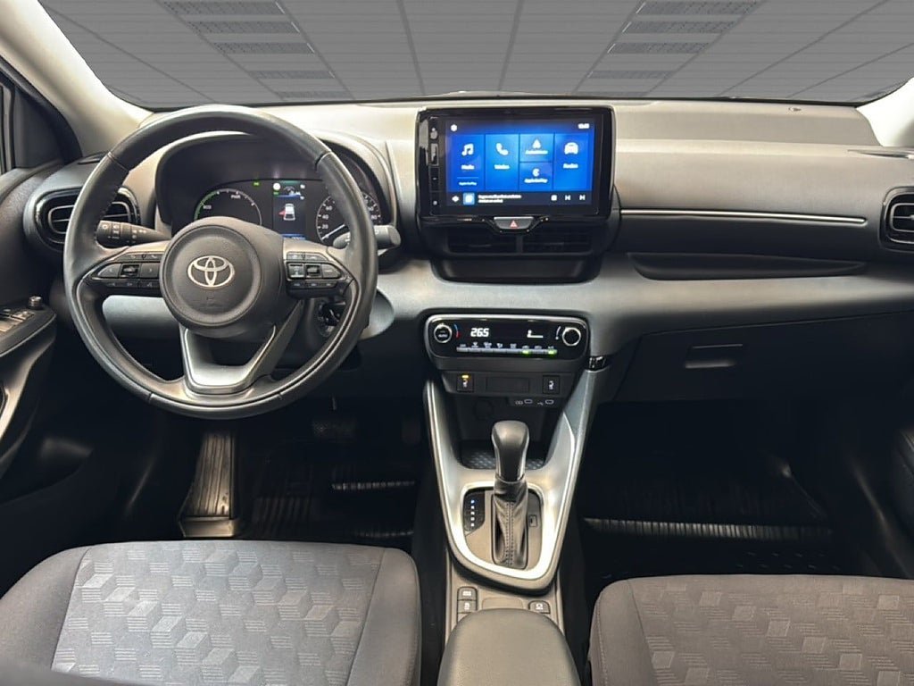 Vehicle Image 7