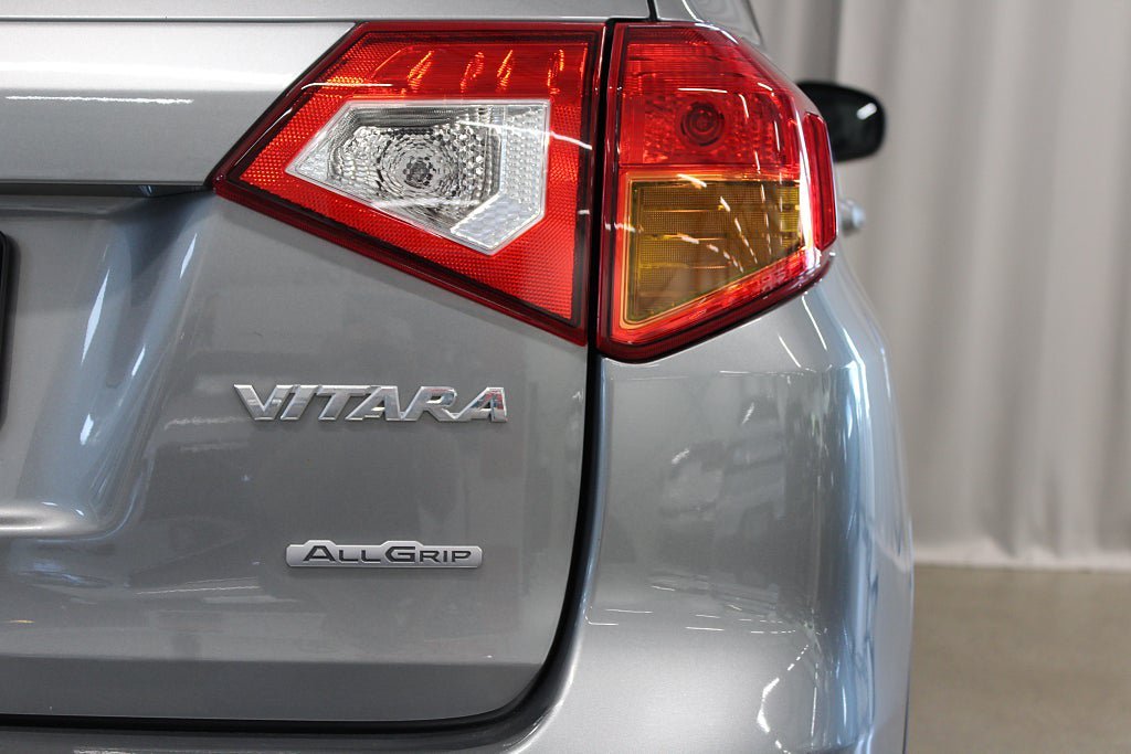 Vehicle Image 13