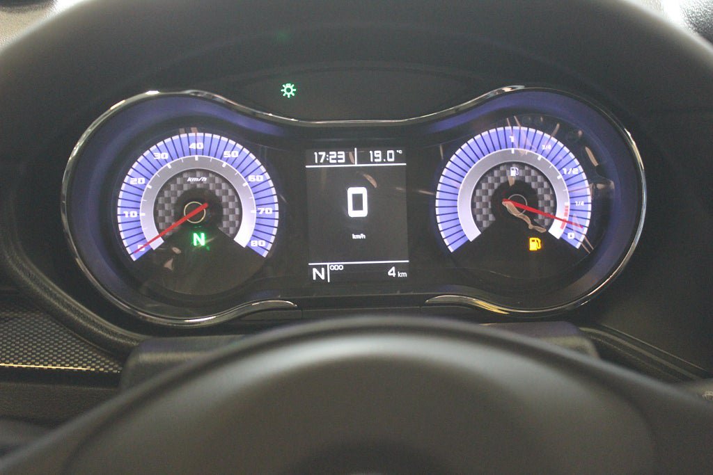Vehicle Image 10
