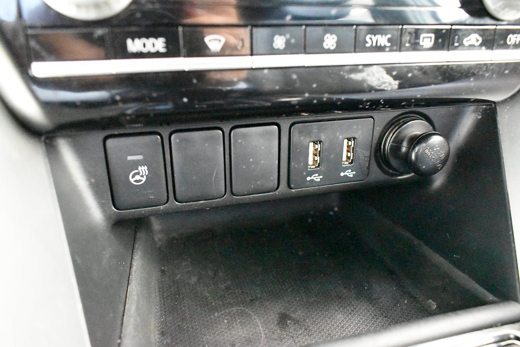 Vehicle Image 18