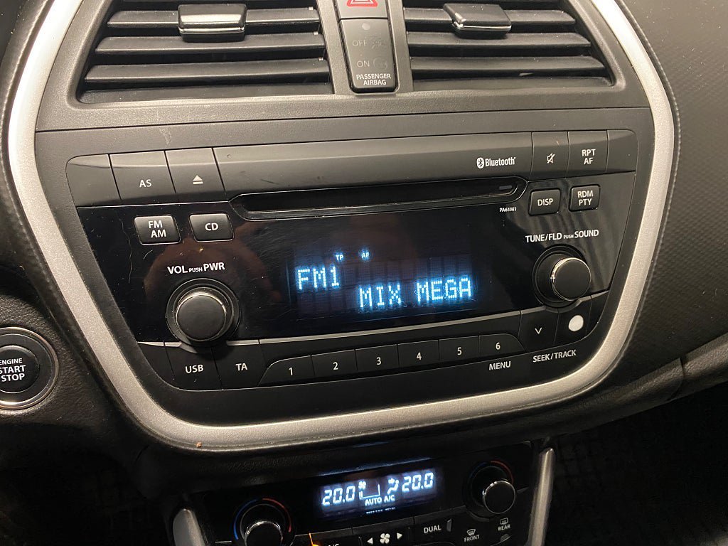 Vehicle Image 10