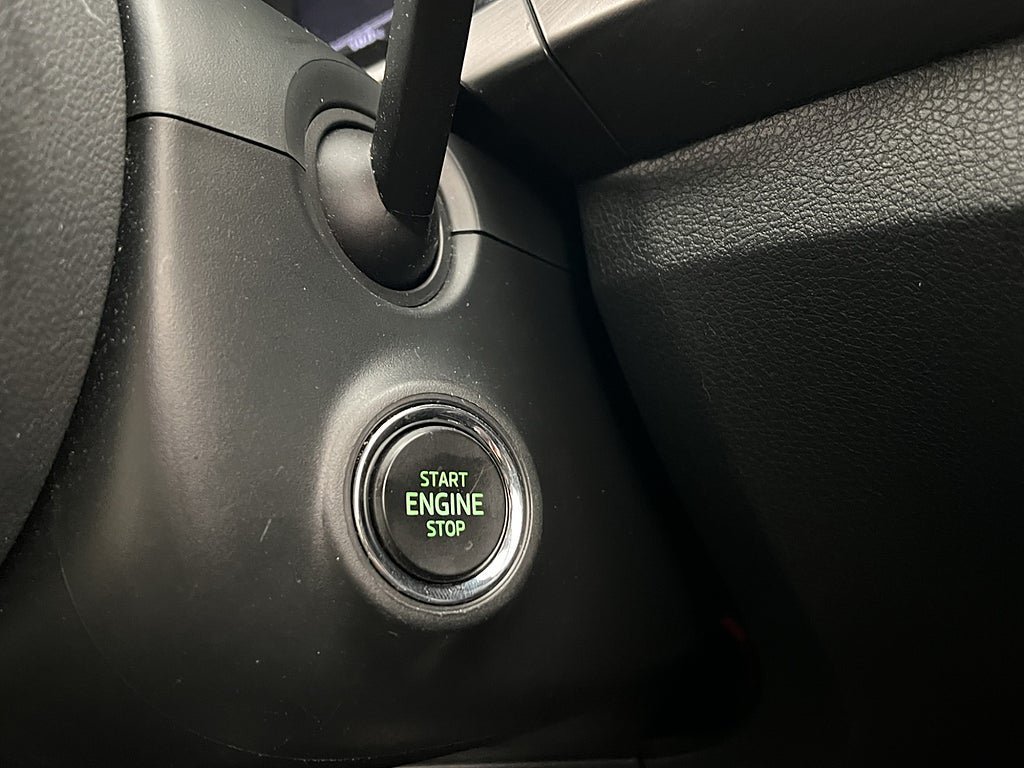 Vehicle Image 26