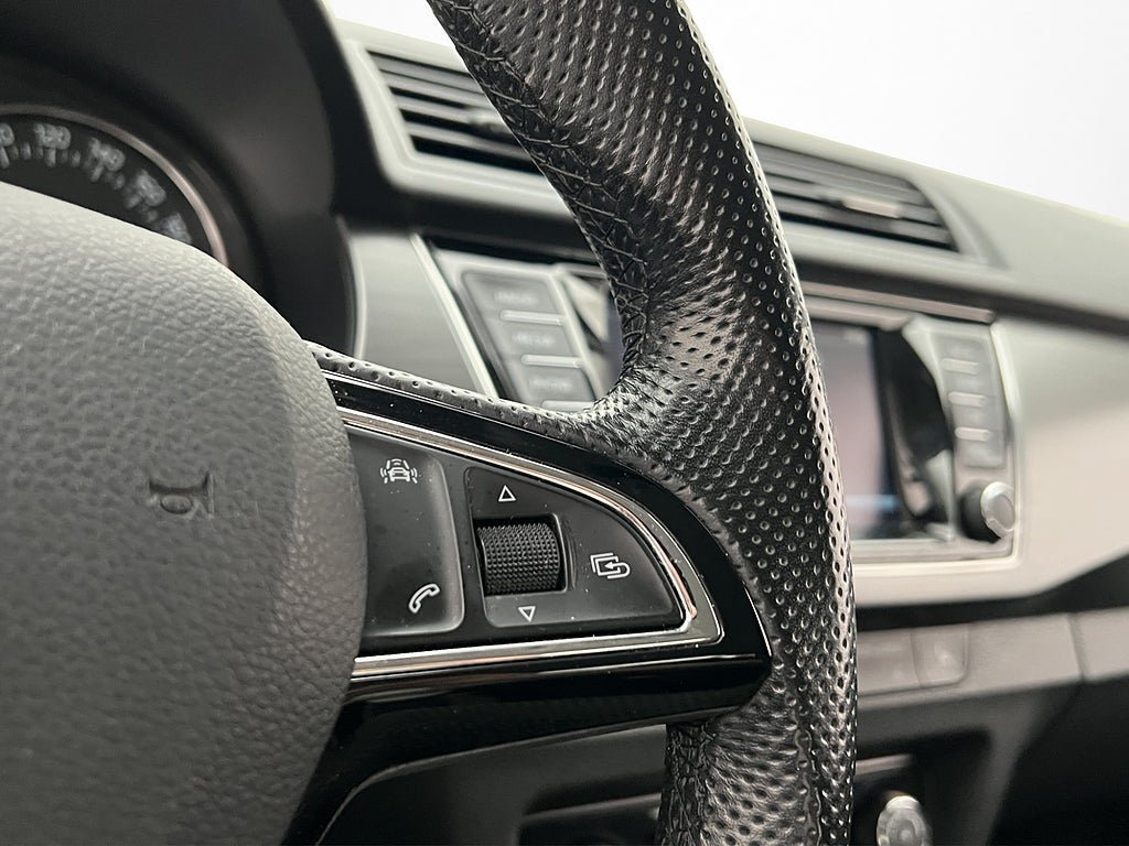 Vehicle Image 27
