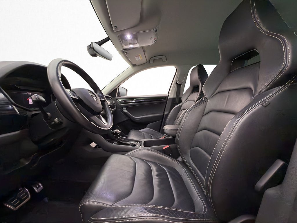 Vehicle Image 19