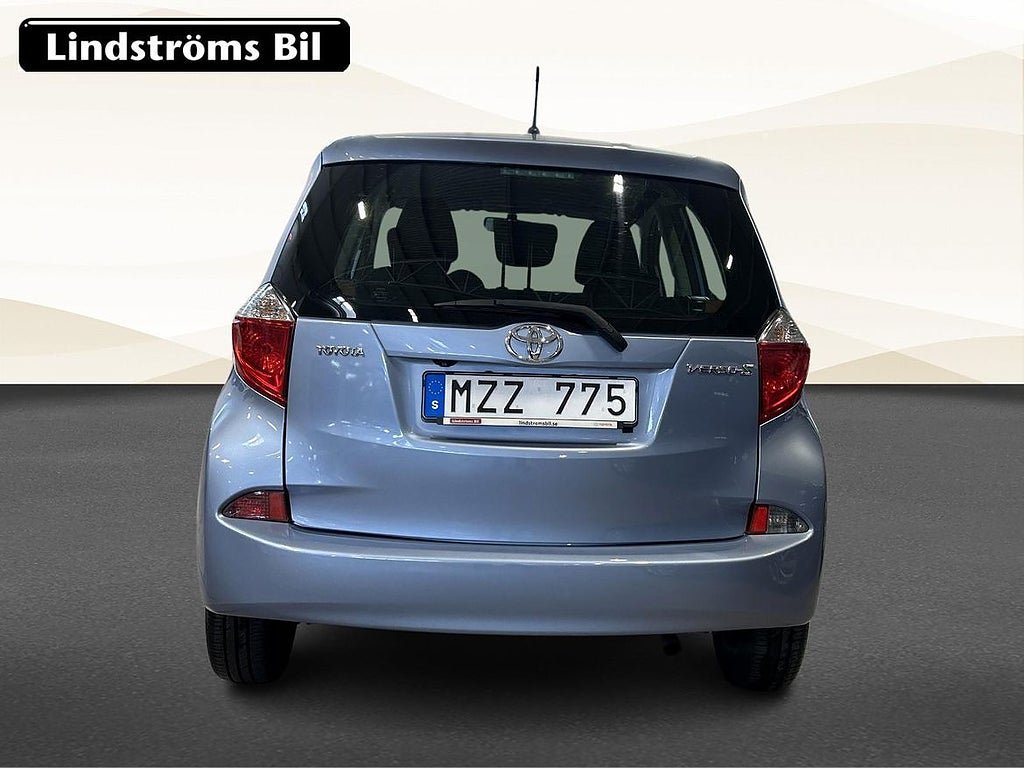 Vehicle Image 8