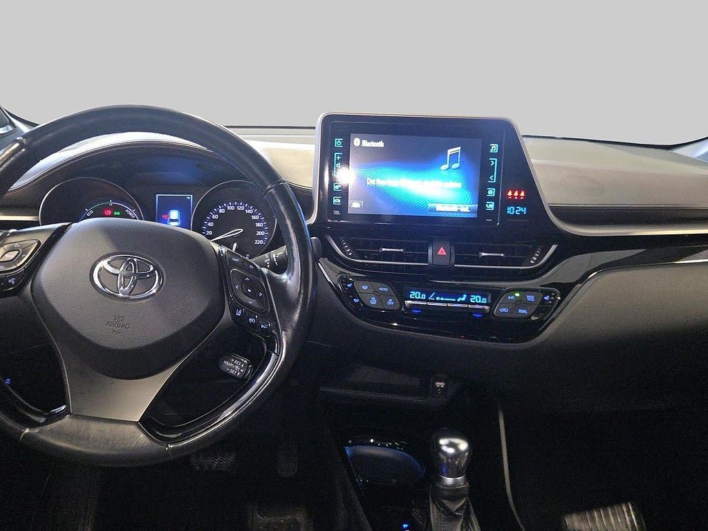 Vehicle Image 11