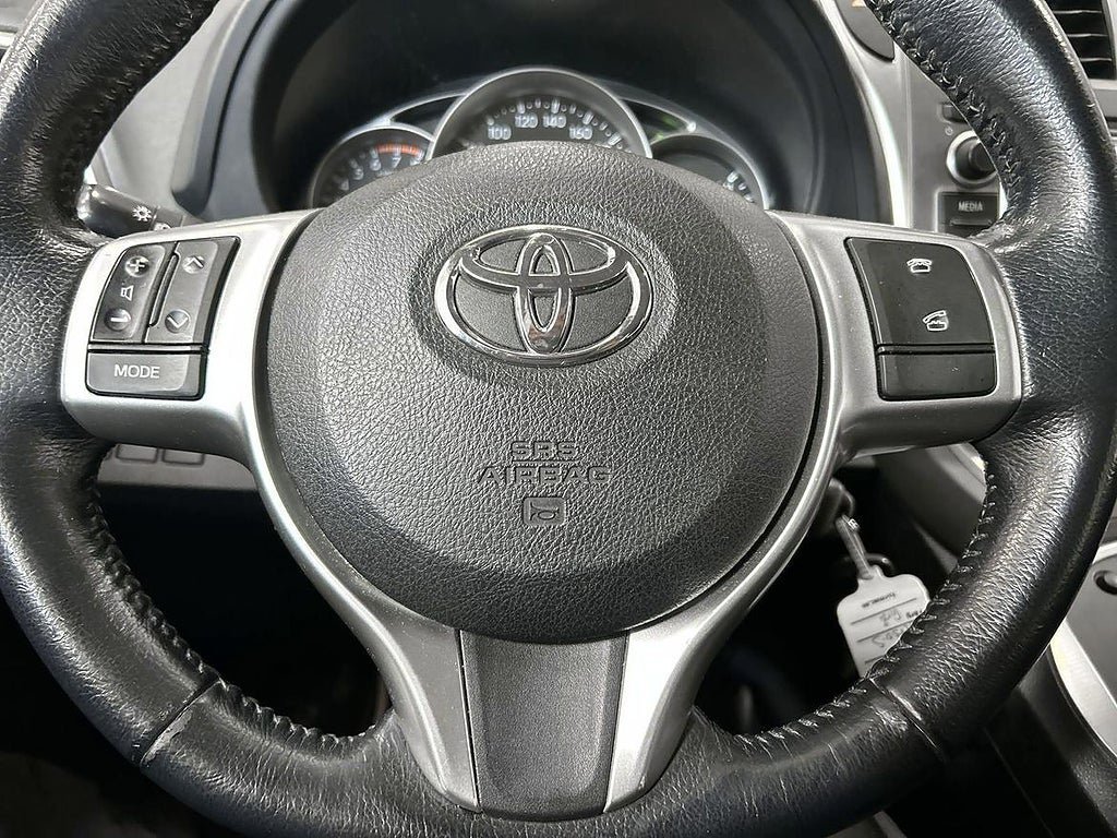 Vehicle Image 20