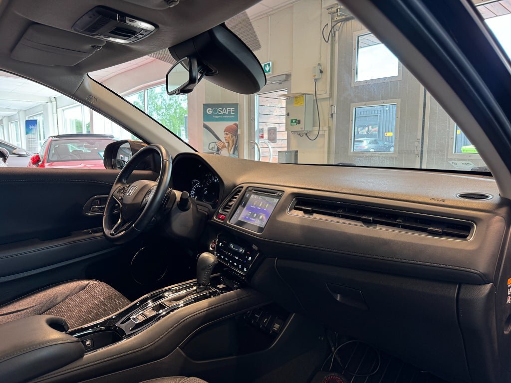 Vehicle Image 9