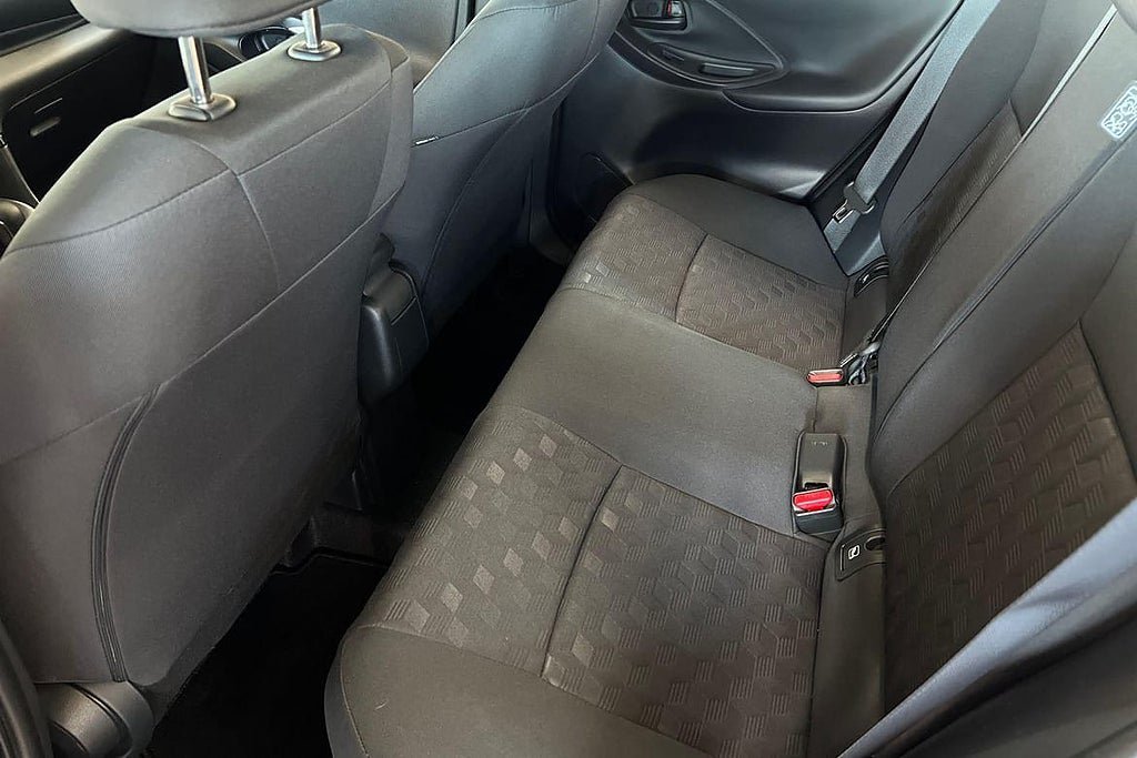 Vehicle Image 11