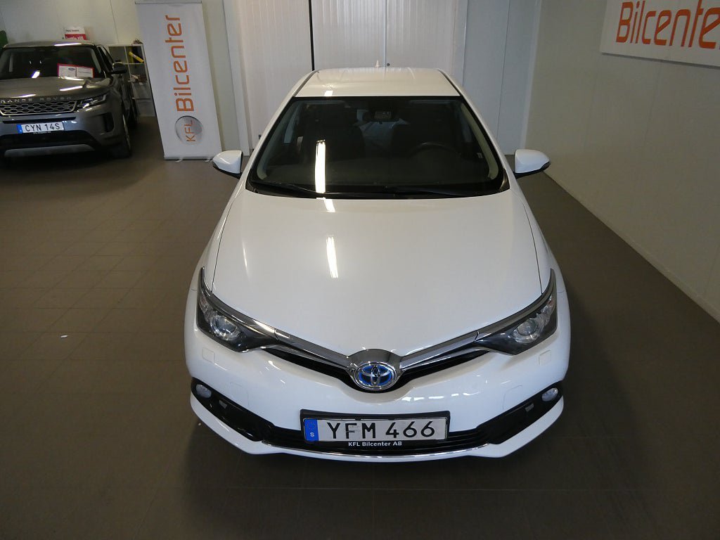 Vehicle Image 9